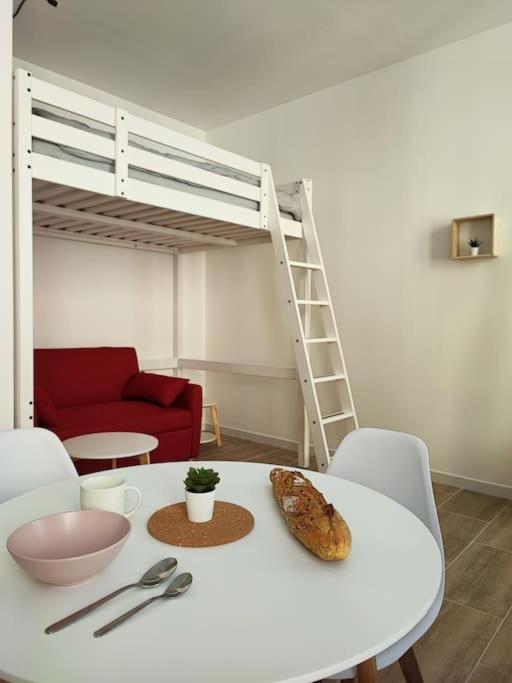 Escale Entre Cite Et Bastide Clim Wifi Smart Tv Lejlighed Carcassonne Eksteriør billede